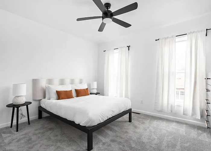 Cozysuites 3Br Arsenal Heights Indy