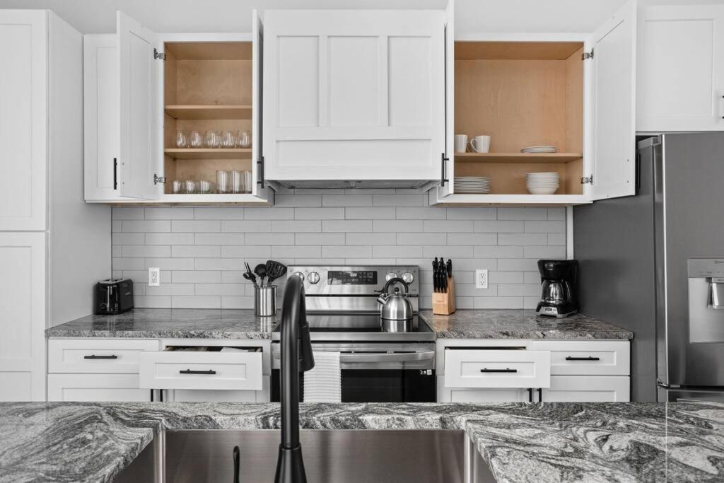 Cozysuites 3br Arsenal Heights Indy